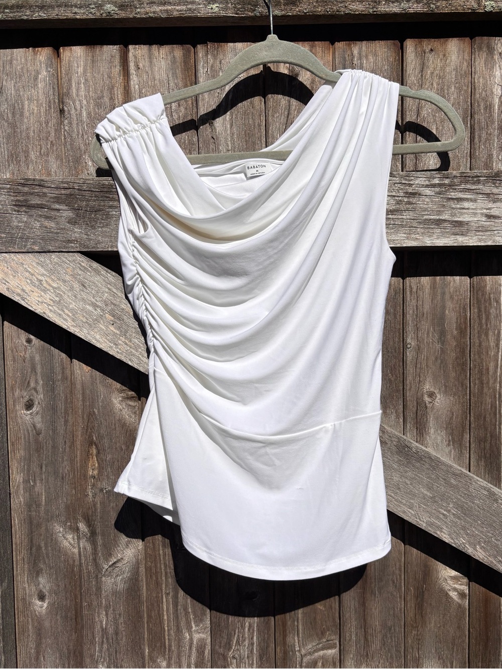 Aritzia Gallery Top